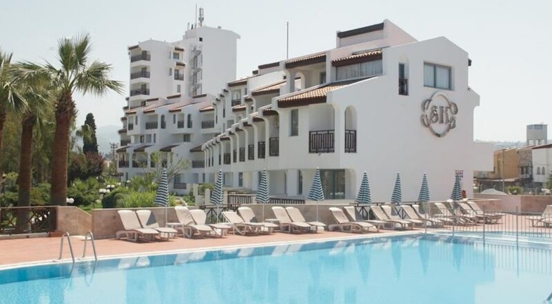 KUZEY EGE TURU - KUŞADASI SENTİNUS BEACH HOTEL