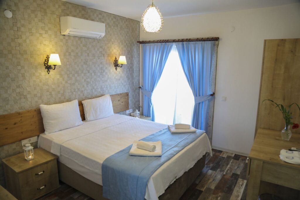 ALAÇATI OT FESTİVALİ TURU - SURYA BUTİK OTEL ALAÇATI